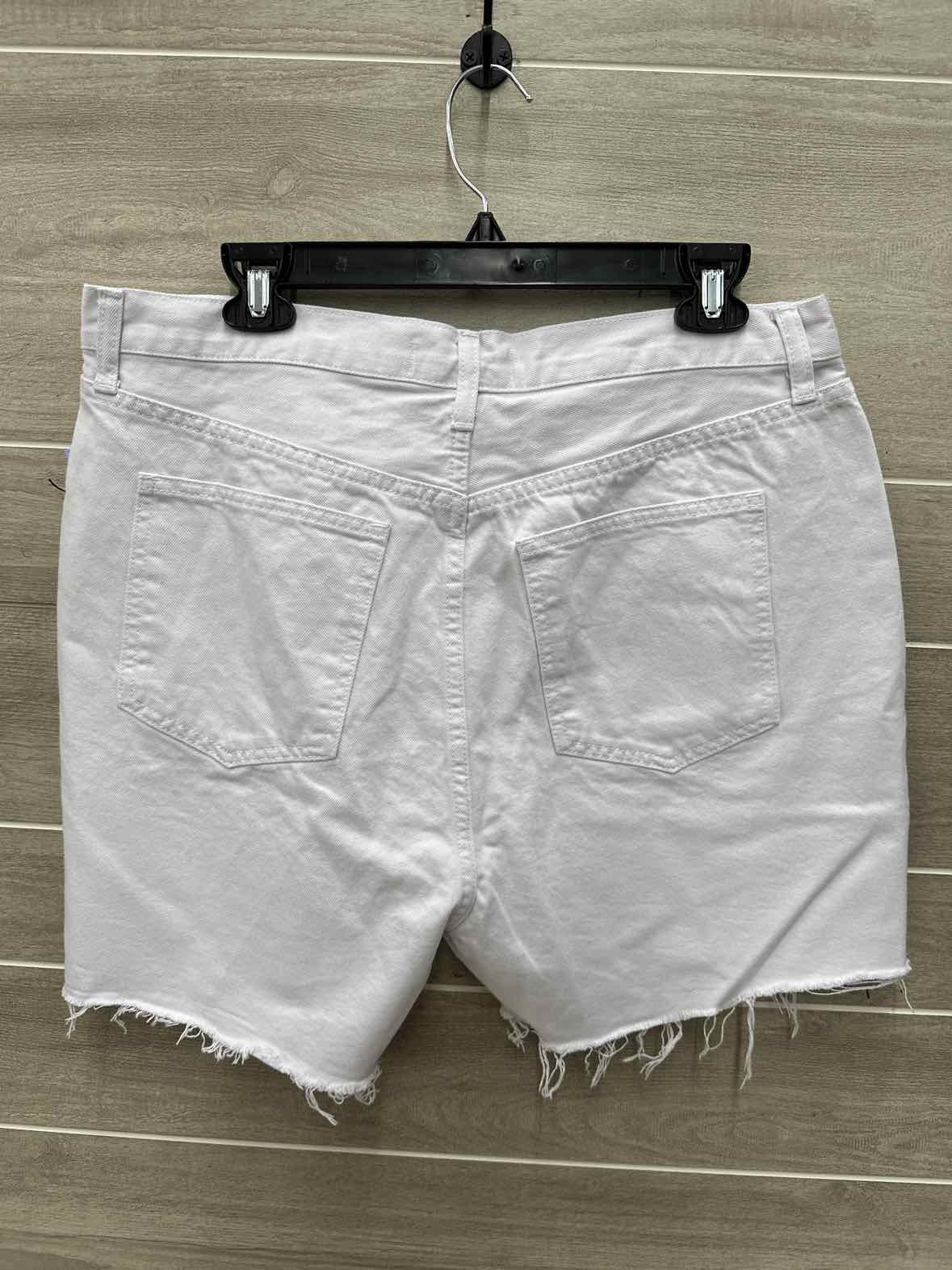 Size 12 White Womens Shorts