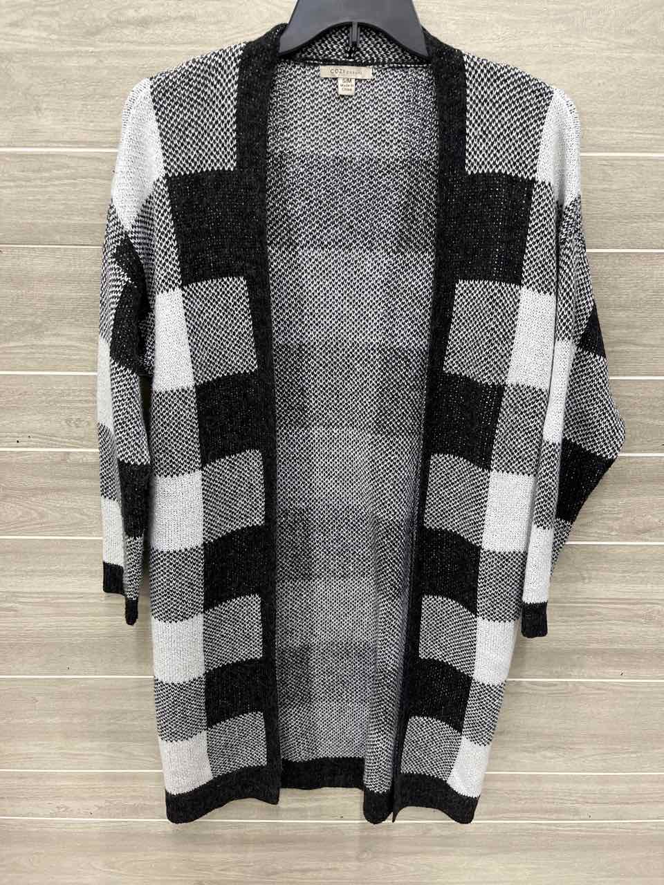 Size S/M Gray Womens Sweater