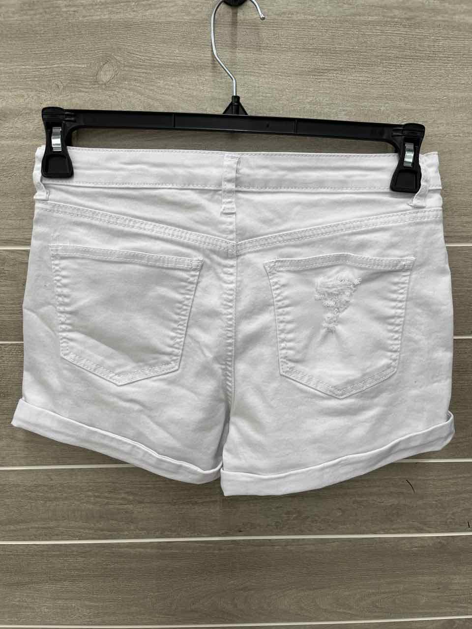 WAX White Womens Size 7/8 Shorts
