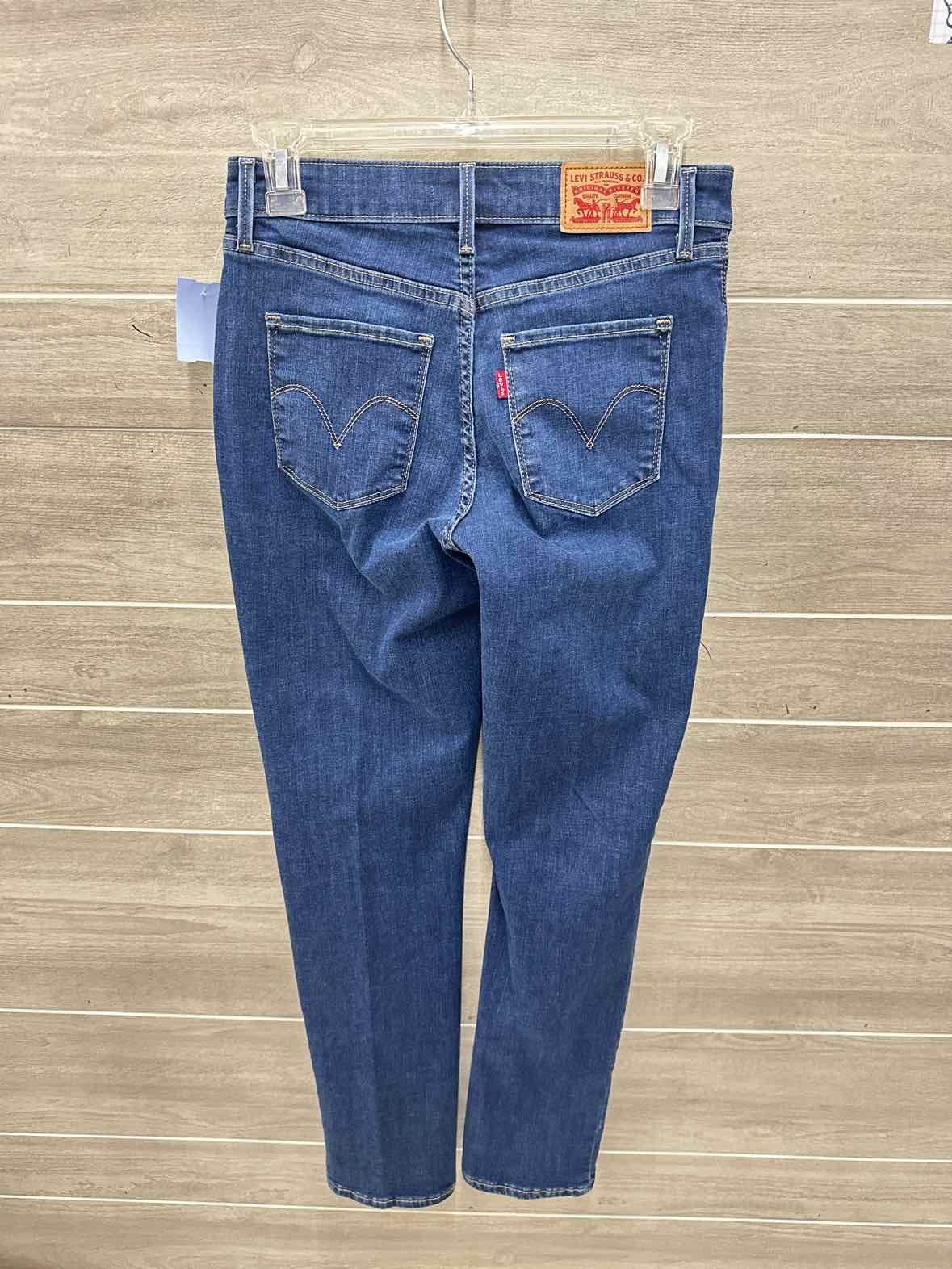 Levis Size 6 Blue Womens Jeans