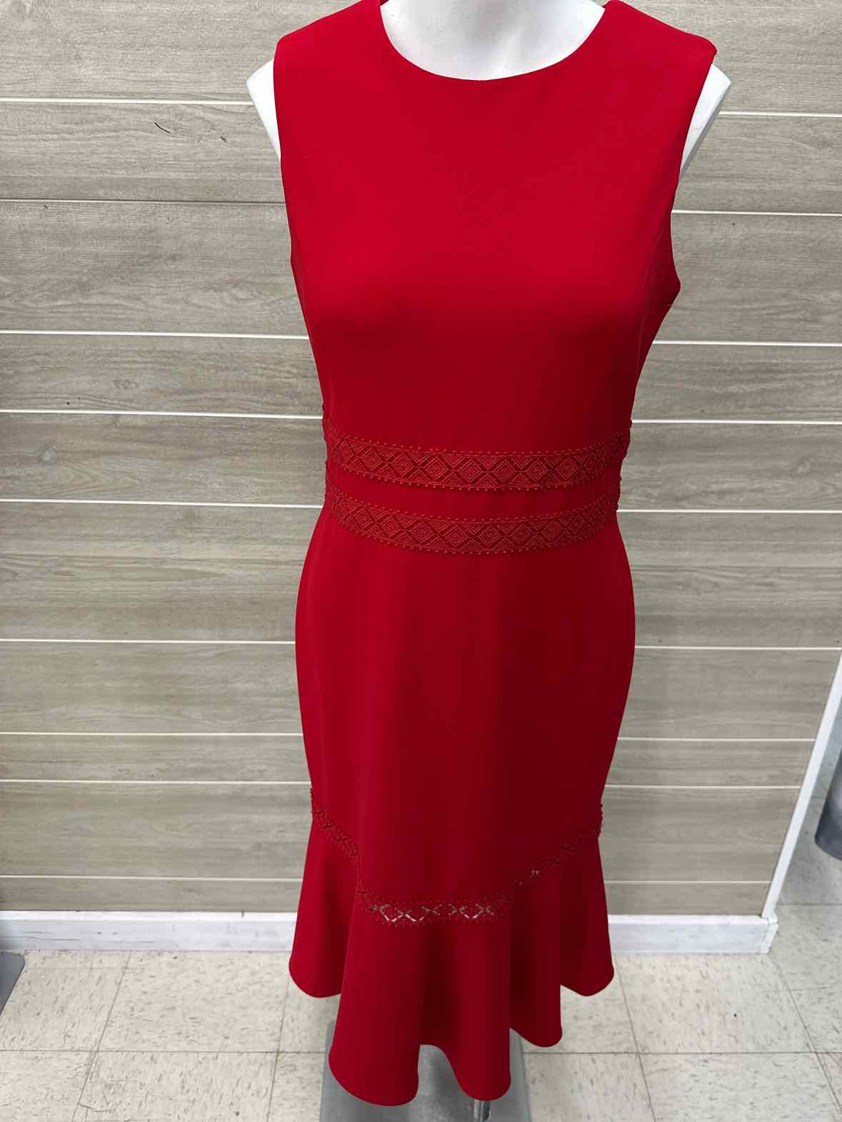 Calvin Klein Size 6 Red Womens Dress