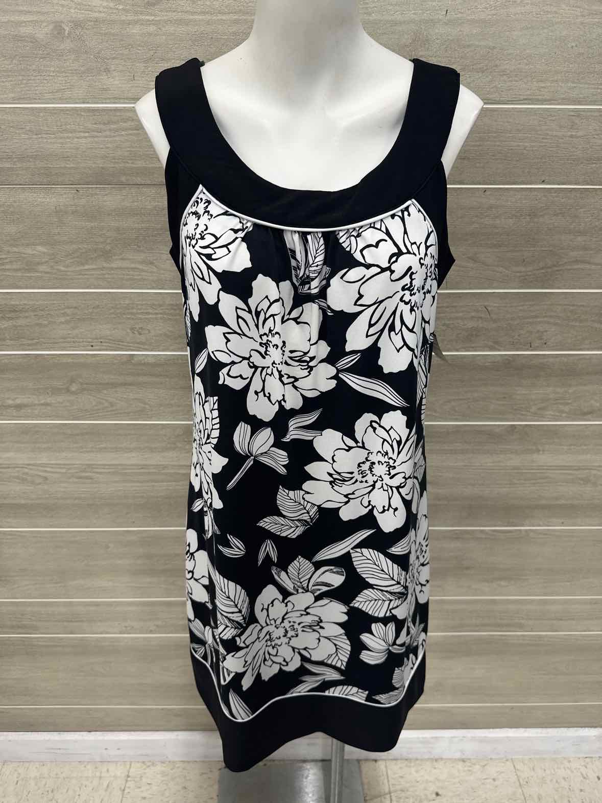 R&K Originals Size 8 Black Womens Dress