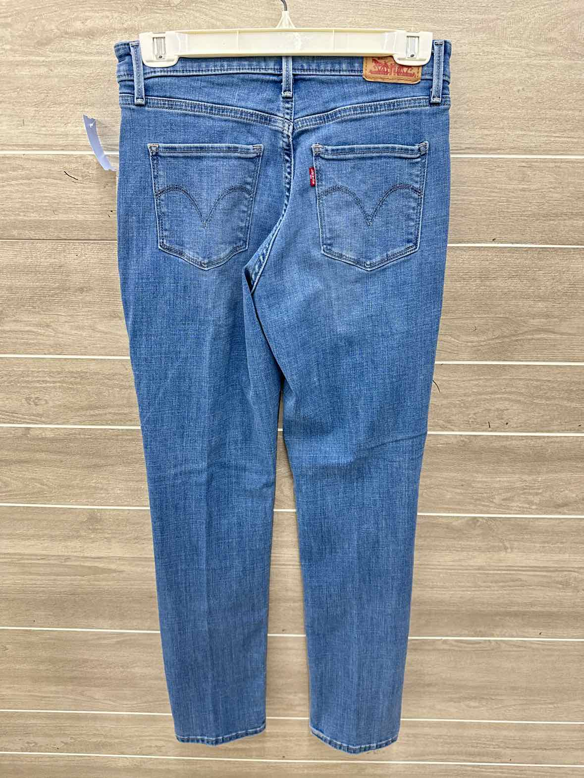 Levis Size 6 Blue Womens Jeans