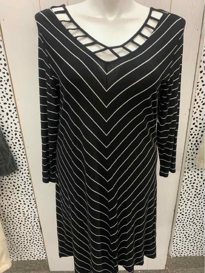 Maurices Black Womens Size 14/16 Dress