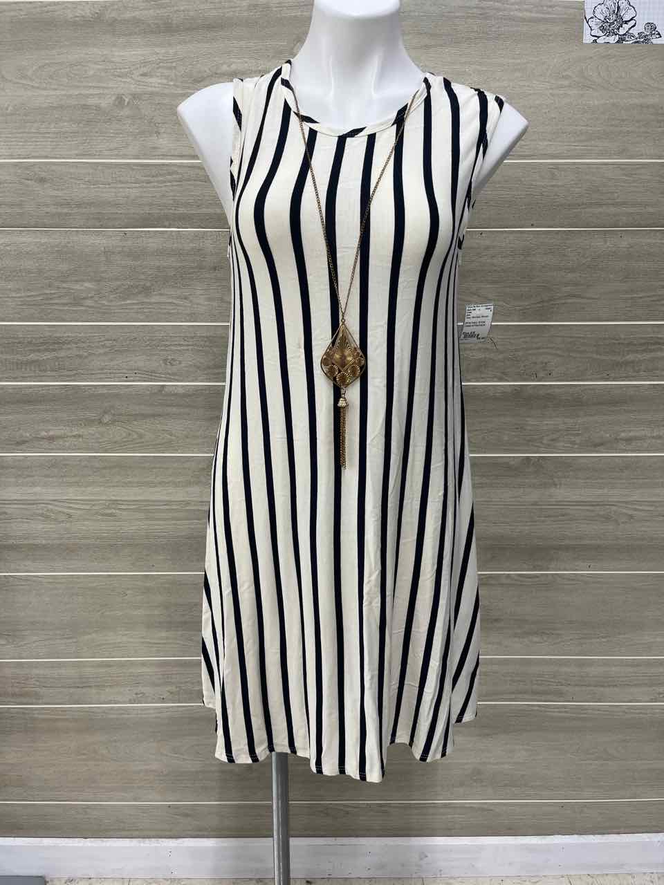 pinc Navy Womens Women Size 6/8 Dress