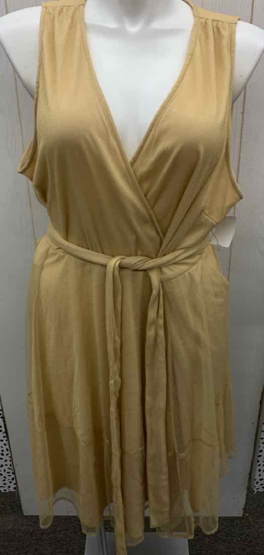Torrid Gold Womens Size 4X Dress