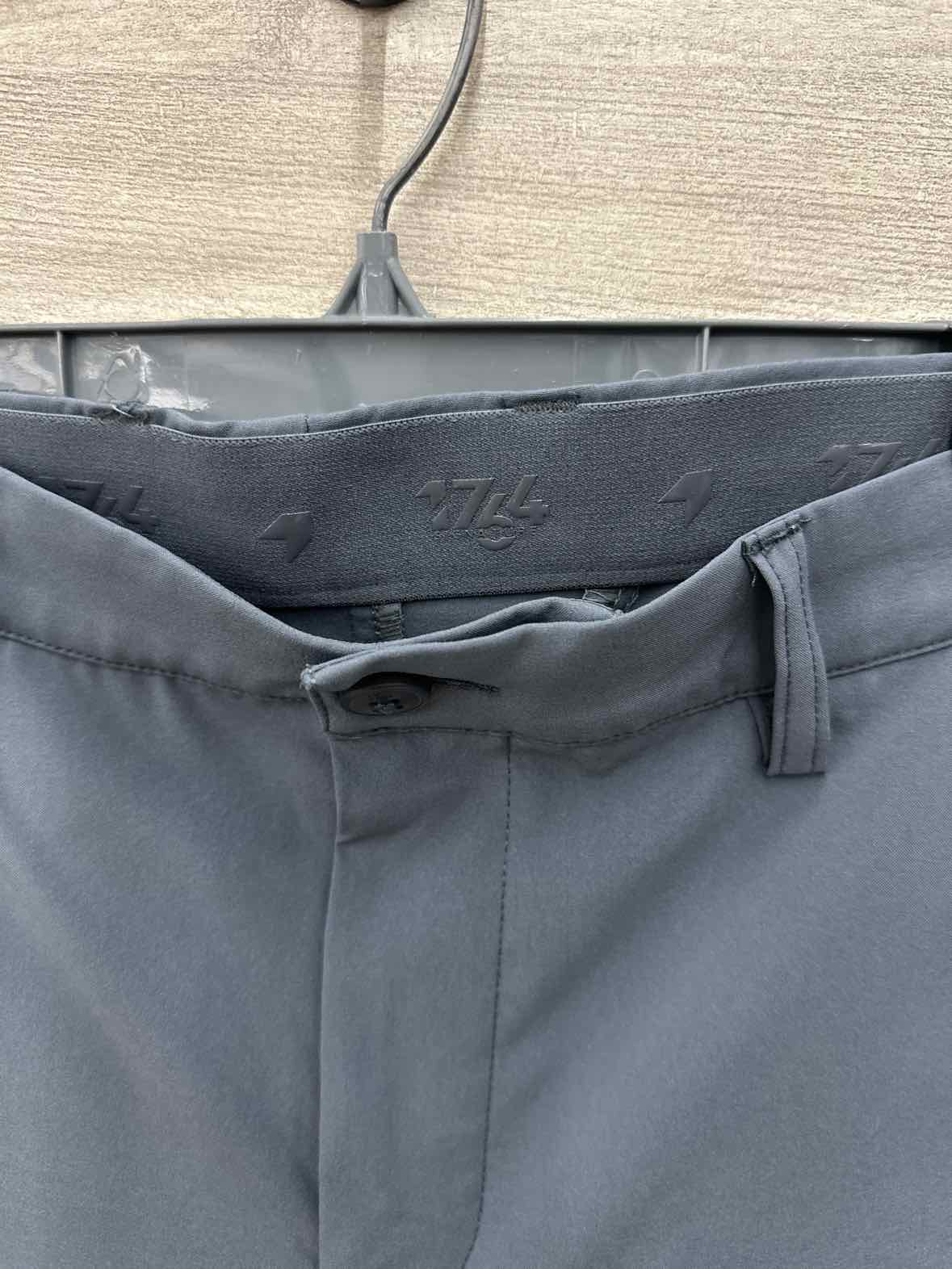 1764 Size 30/32 Men Mens Pants