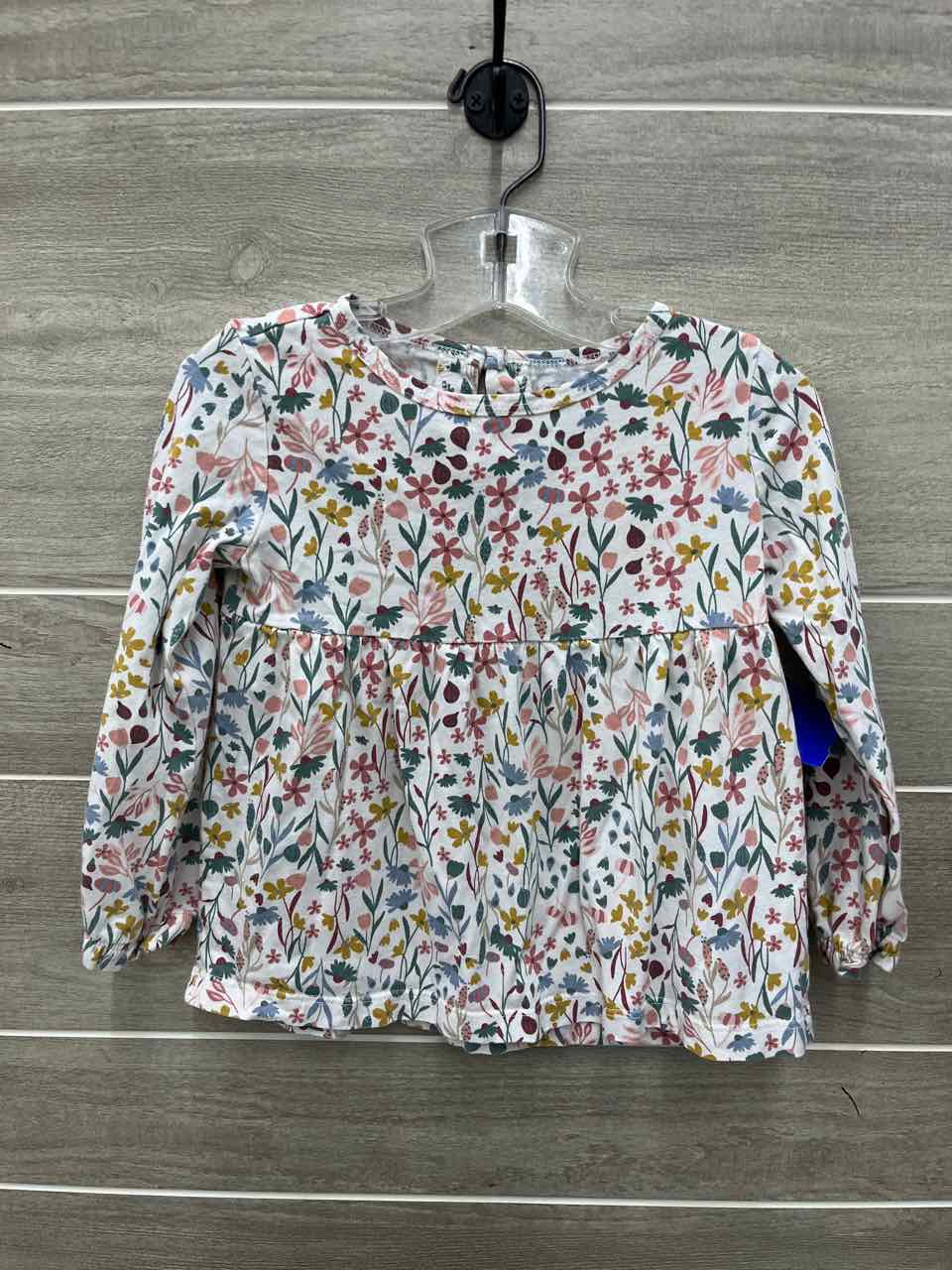 Carters Girls Size 4T Shirt