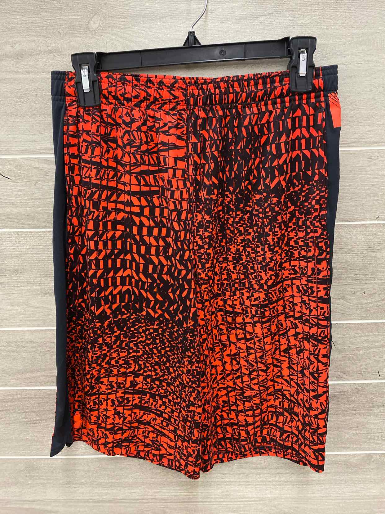 Under Armour Boys Size 16 Shorts