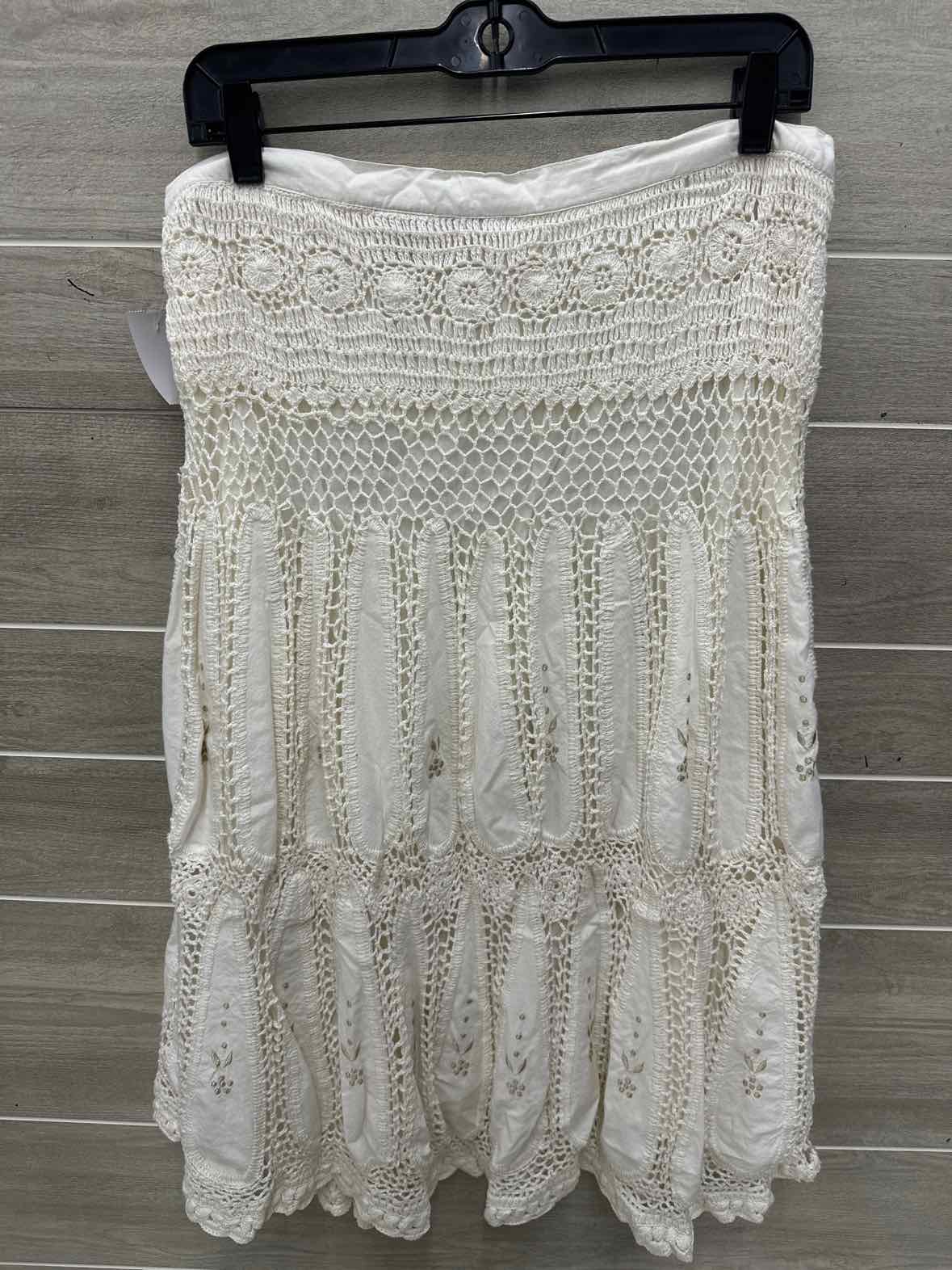 Size L/XL Cream Womens Skirt
