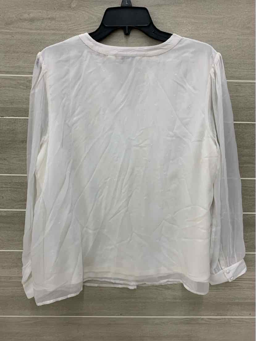 D & Co Cream Womens Size M/L Shirt