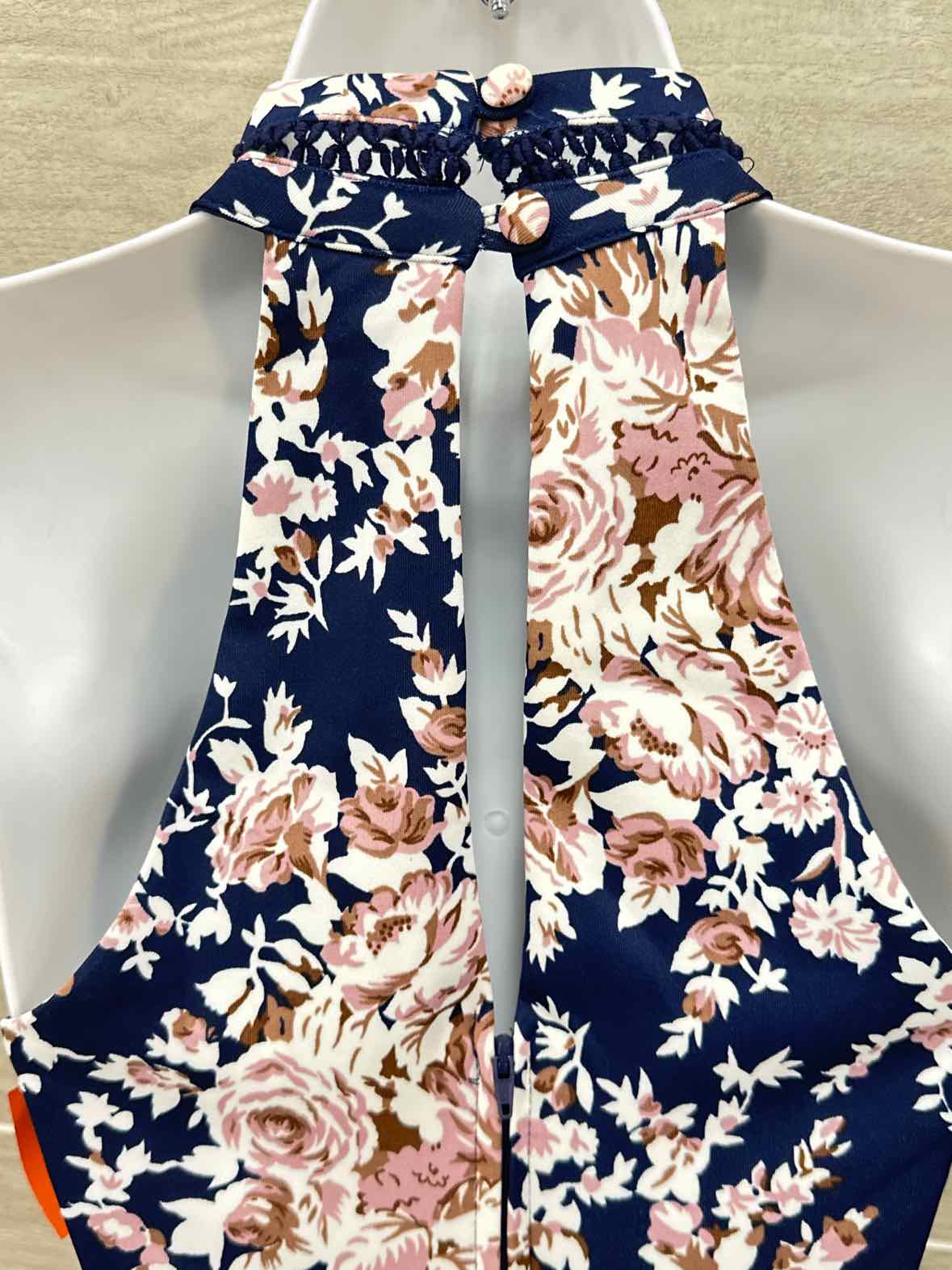 B. Darlin Blue Junior Women Size 1/2 Dress