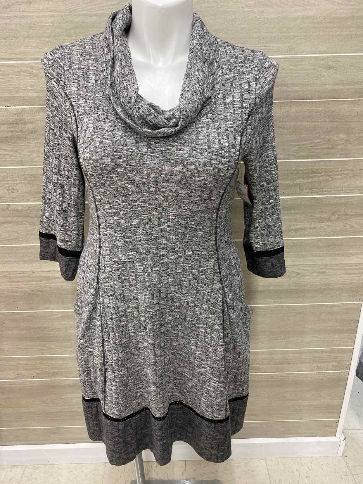 Robbie Bee Gray Womens Size 12 Dress