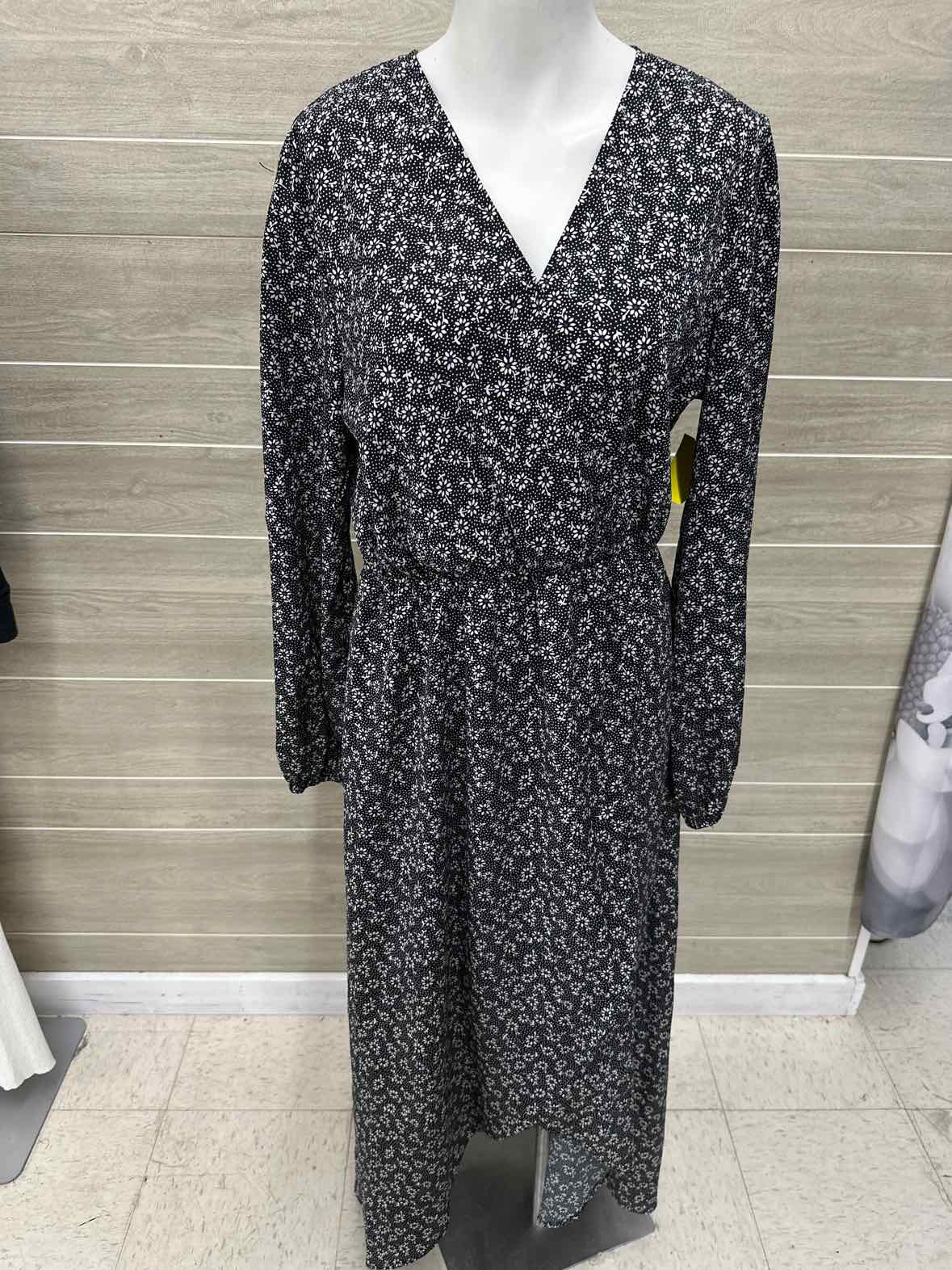 Pretty Garden Size 8 Black Womens Dress