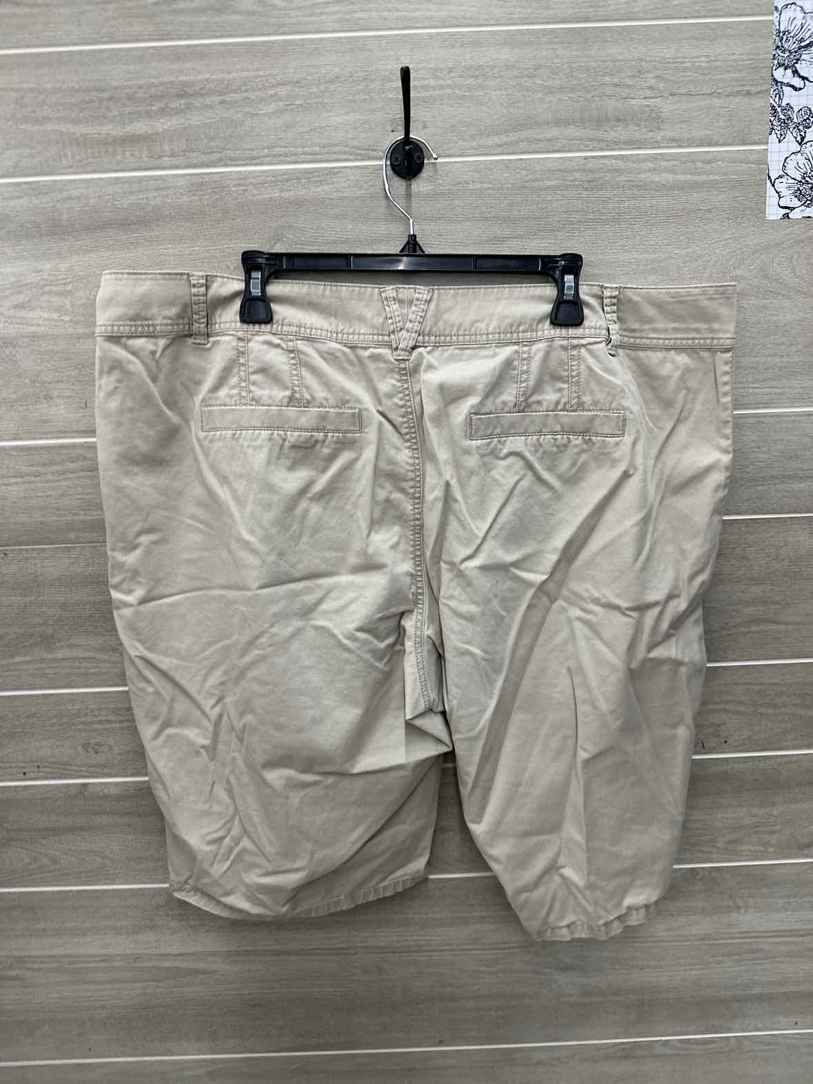 Lane Bryant Size 20 Khaki Plus Shorts