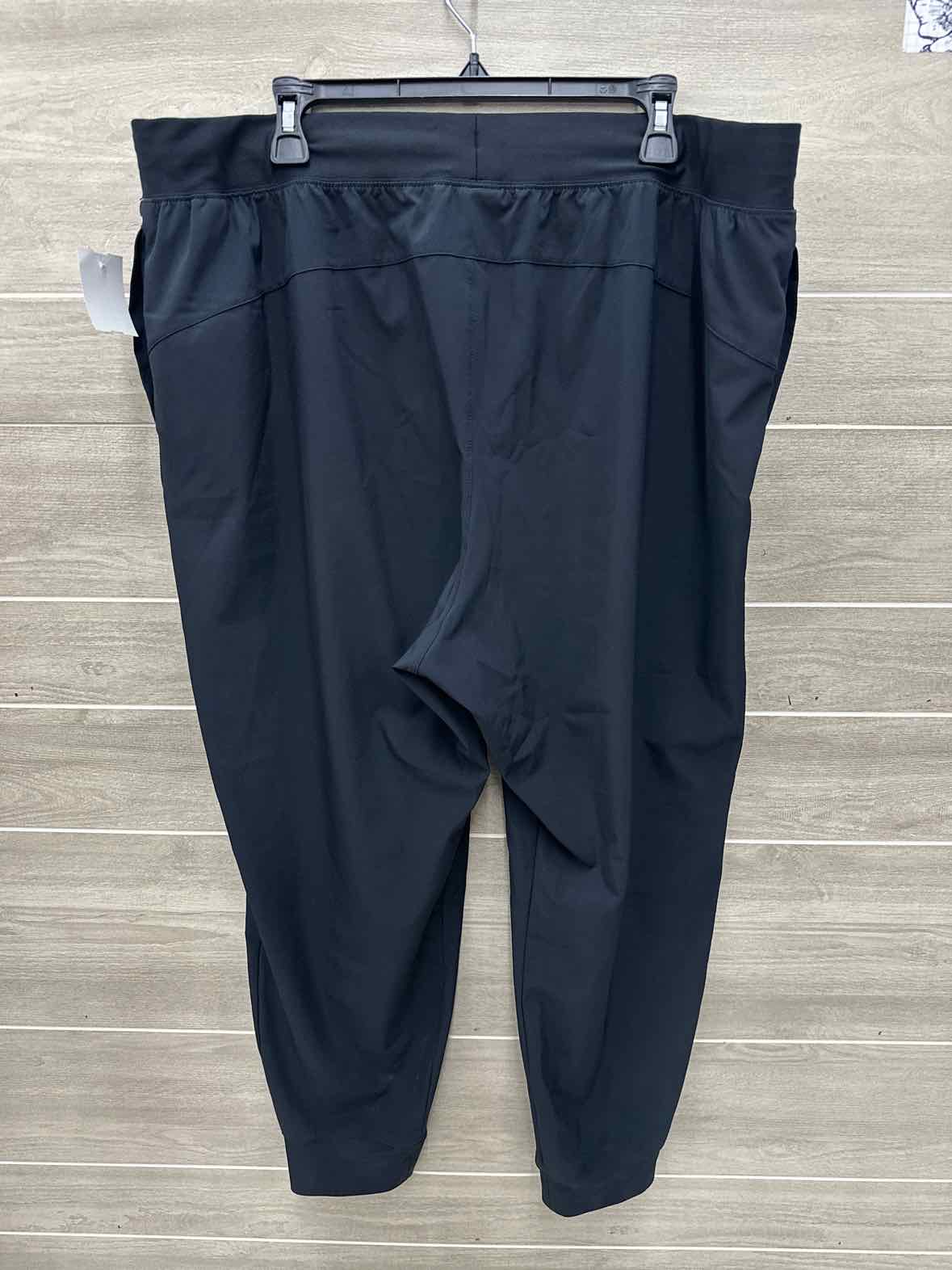 Under Armour Size 1X Black Plus Pants