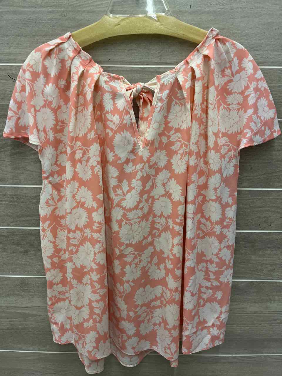 Lauren Conrad Size 2X Pink Plus Shirt