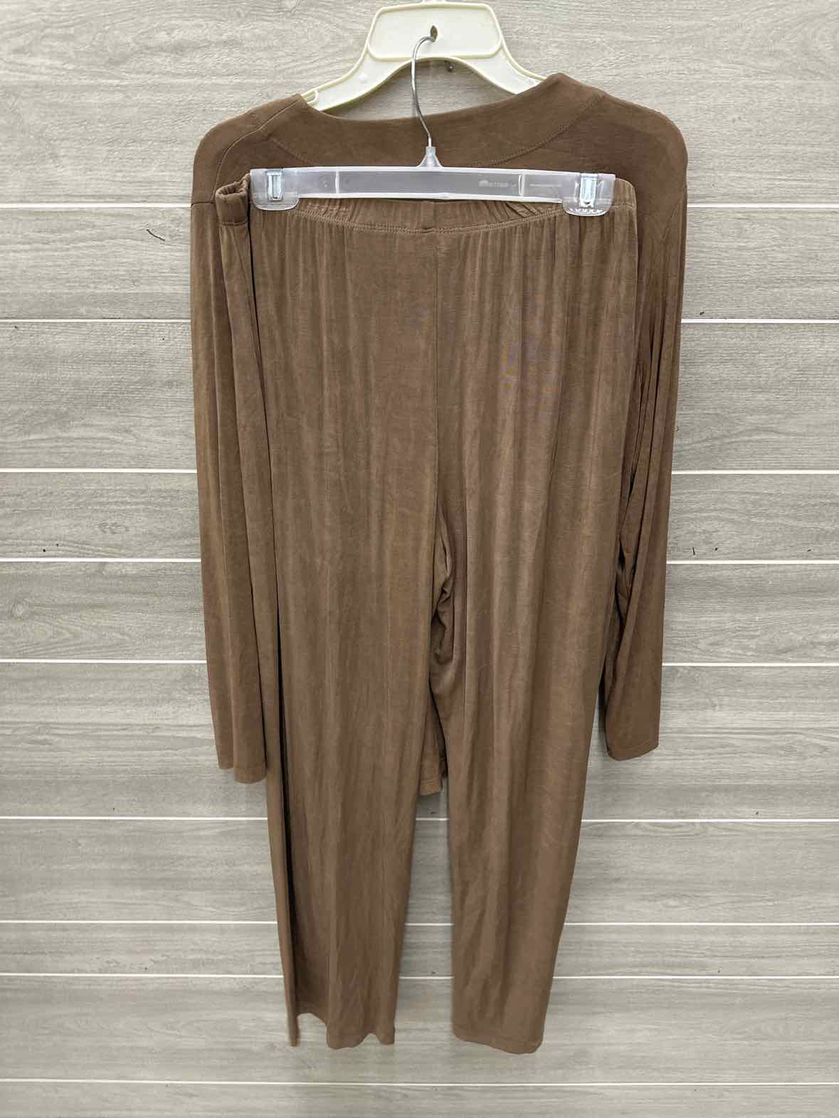 Laura Ashley Size 10/12 Brown Womens Pant Set