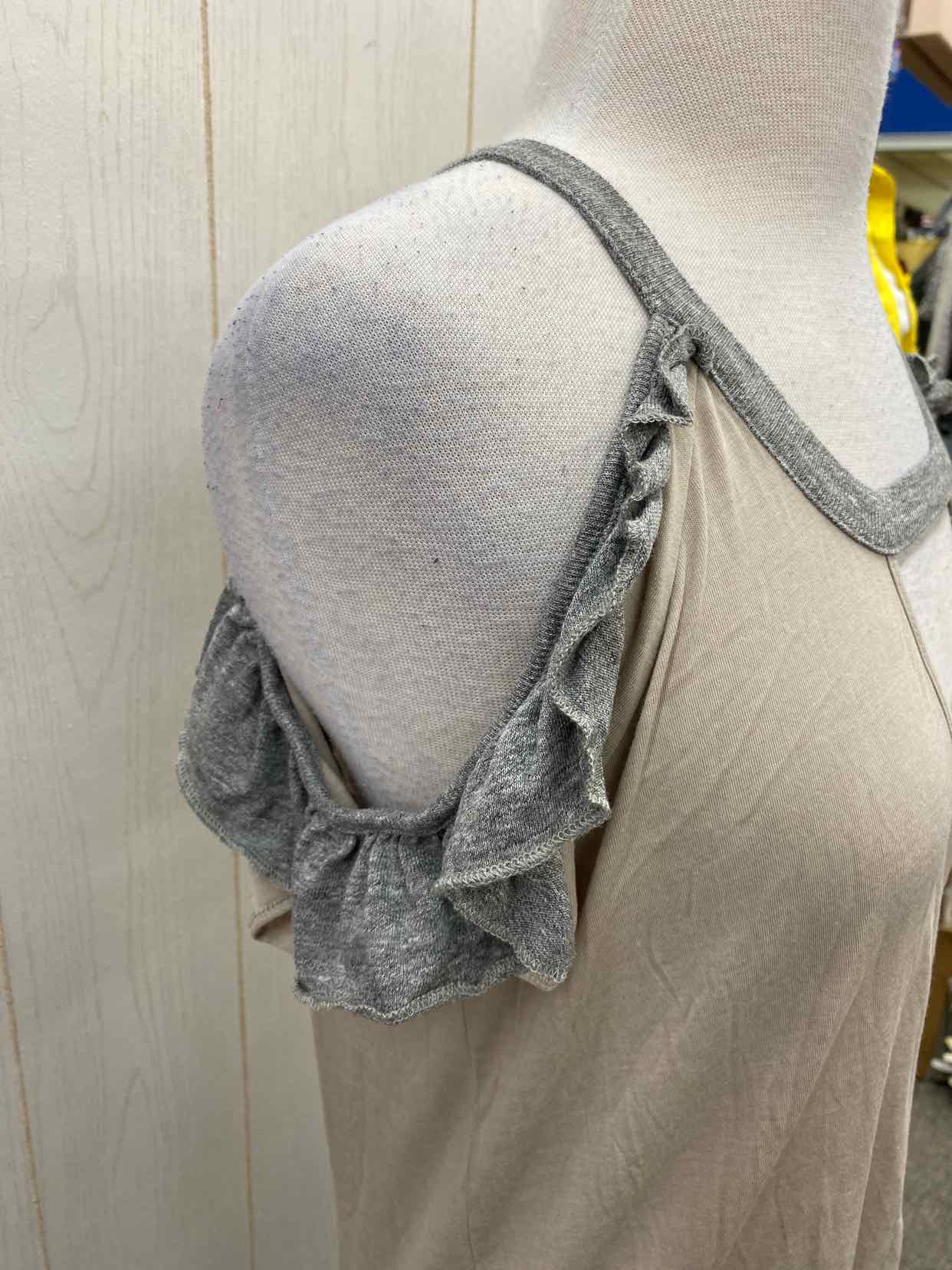 Chaser Tan Womens Size M Shirt