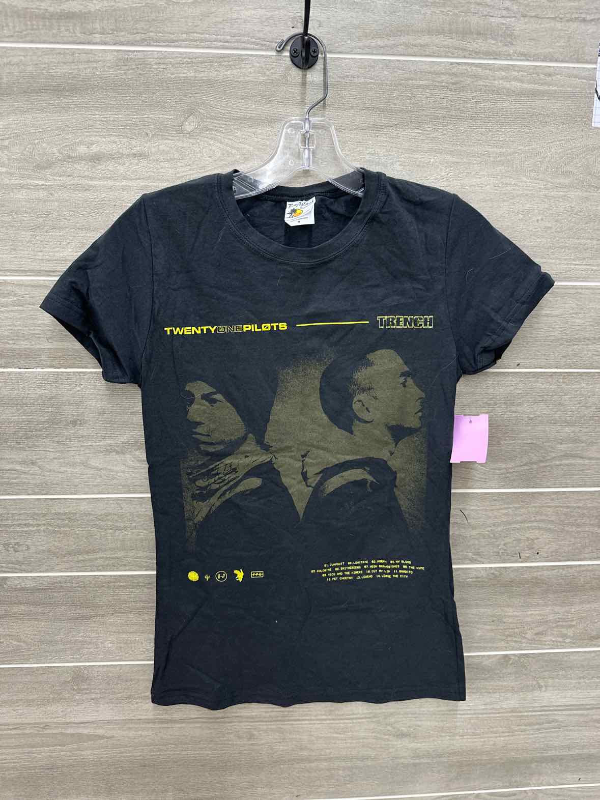 Black Junior Size M Shirt