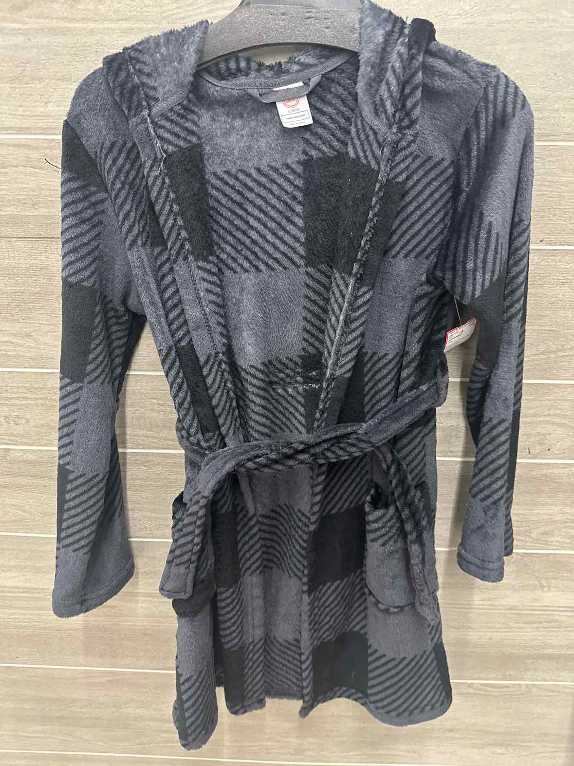 WonderNation Boys Size 10/12 Robe