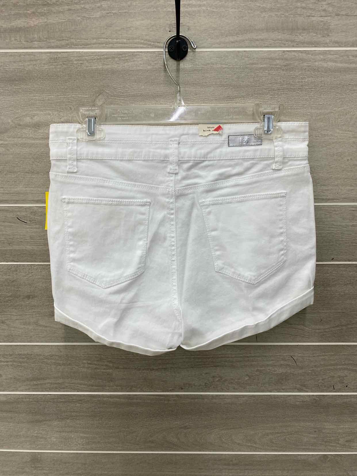 LEI White Junior Size 9 Shorts