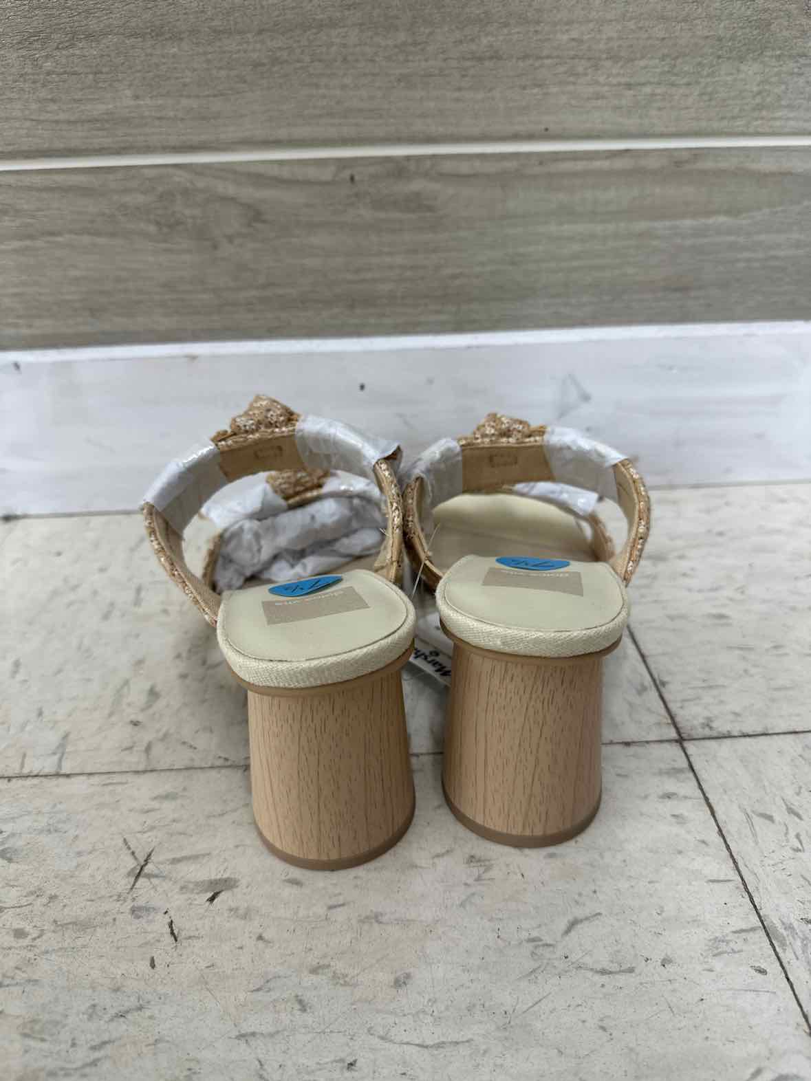 7.5 Dolce Vita Tan Womens Women Size 7.5 Sandals