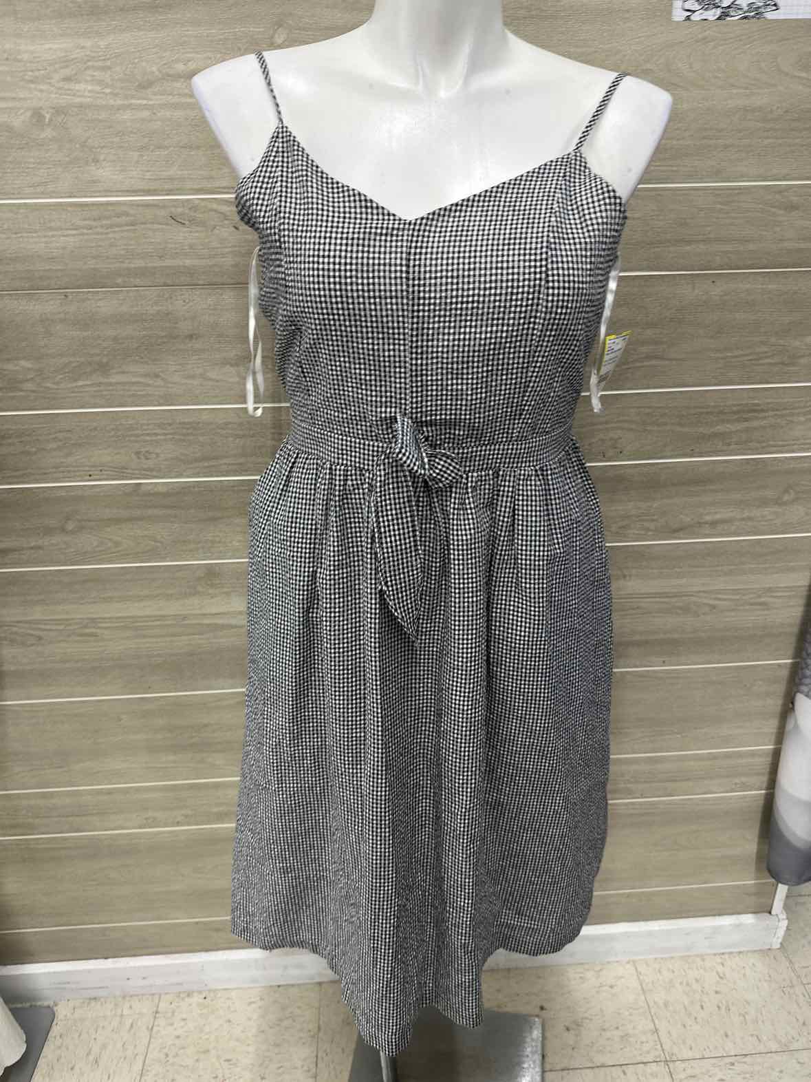 Doe & Rae Size 10/12 Black Womens Dress
