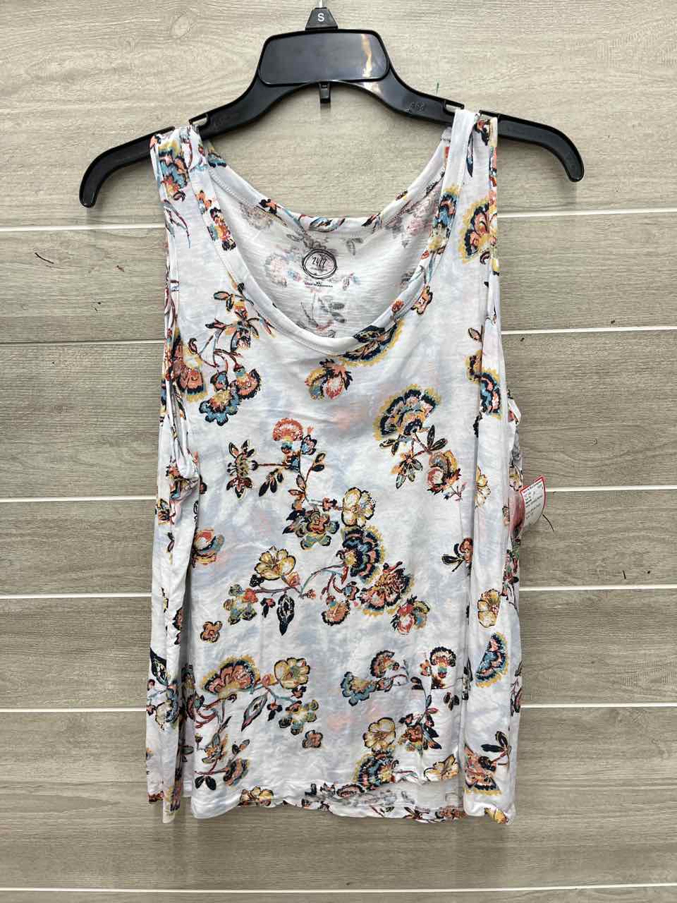 Maurices Size XL White Womens Tank Top