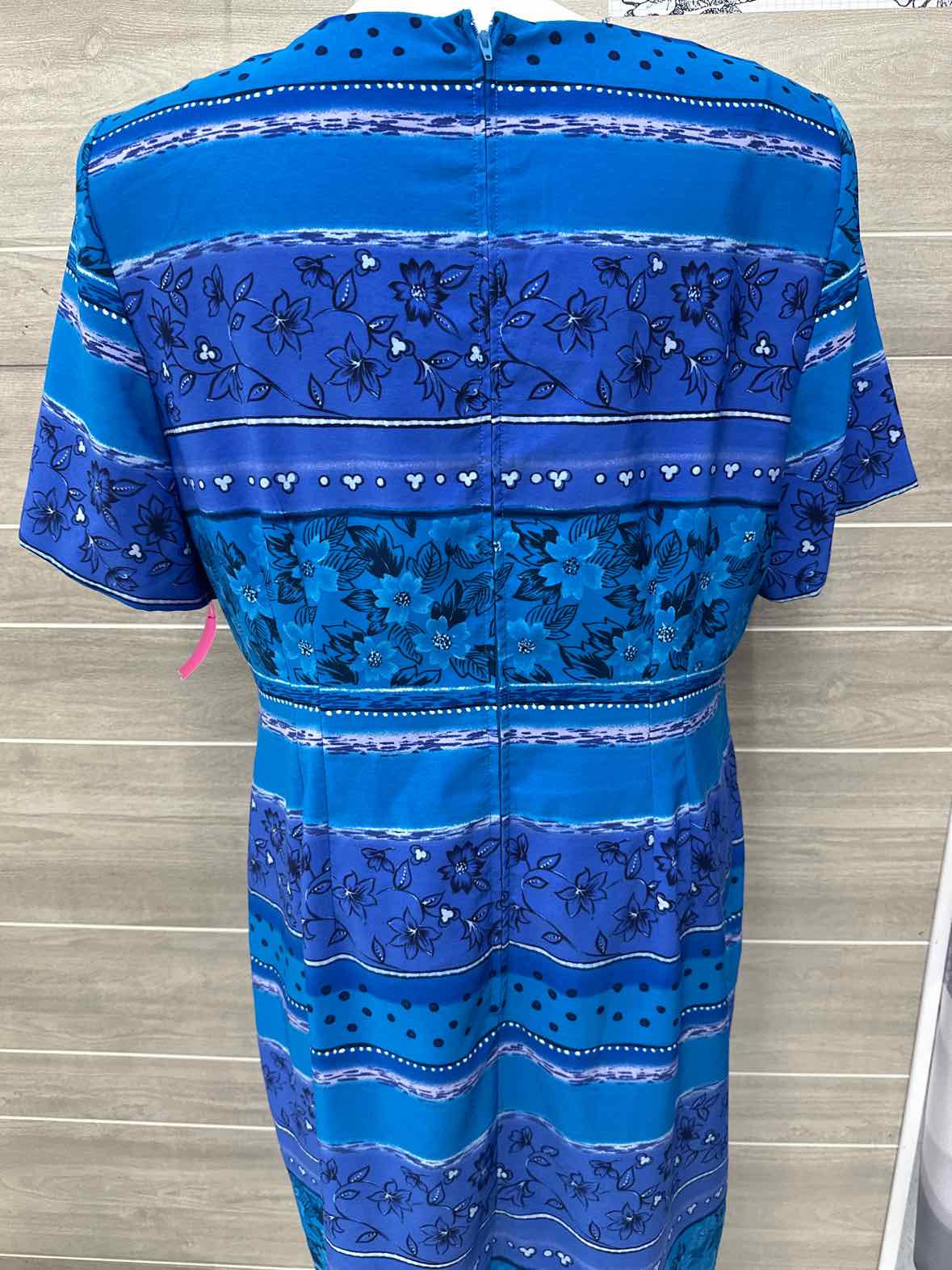 Kathie Lee Size 20W Blue Plus Dress