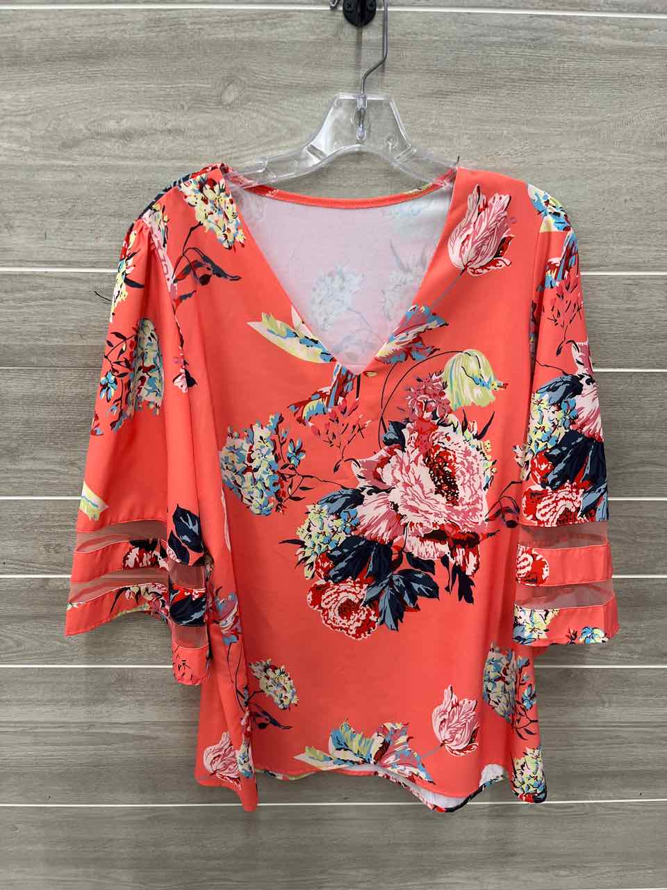 Size L Coral Womens Shirt