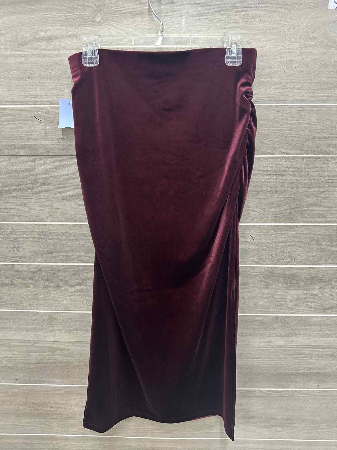 Old Navy Size 8/10 Burgundy Womens Skirt