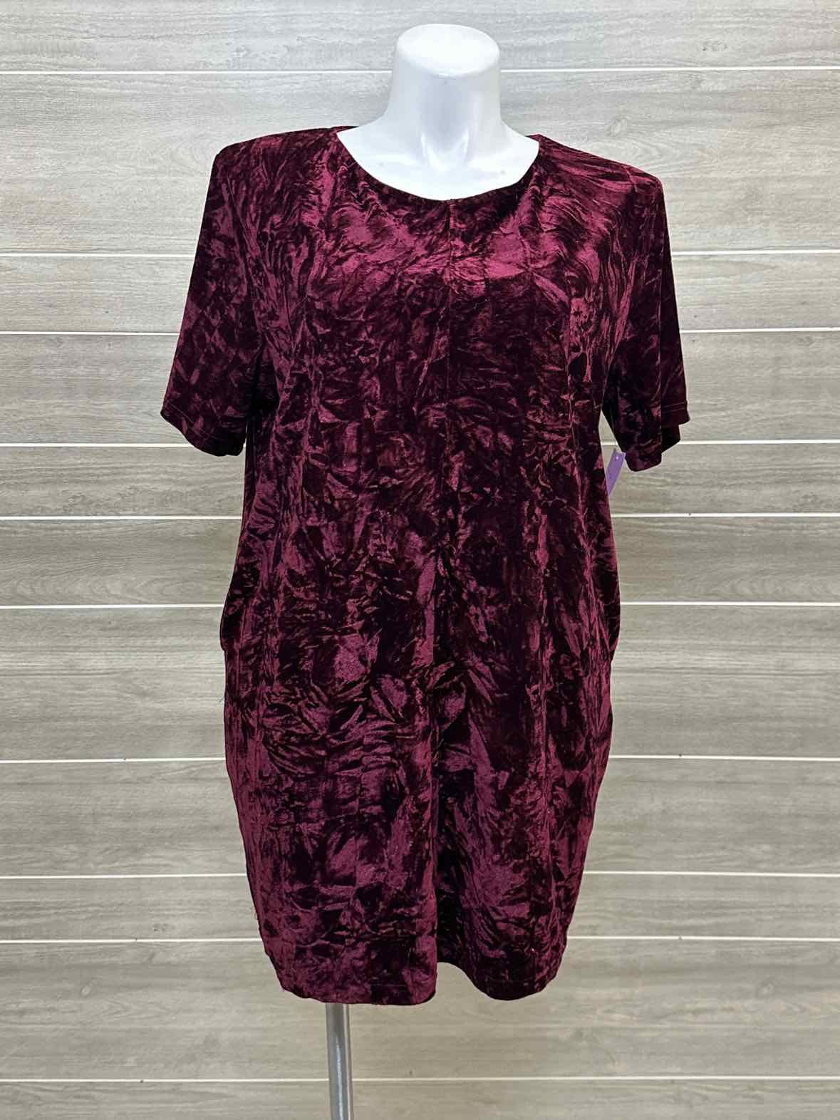 Lumiere Burgundy Womens Size 12/14 Dress