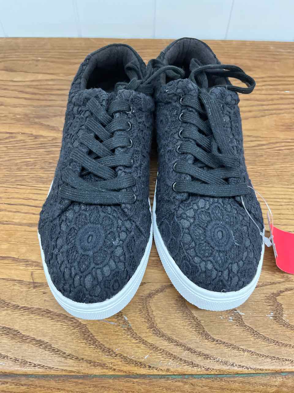 8.5 Isaac Mizrahi Black Womens Women Size 8.5 Shoes/Footwear