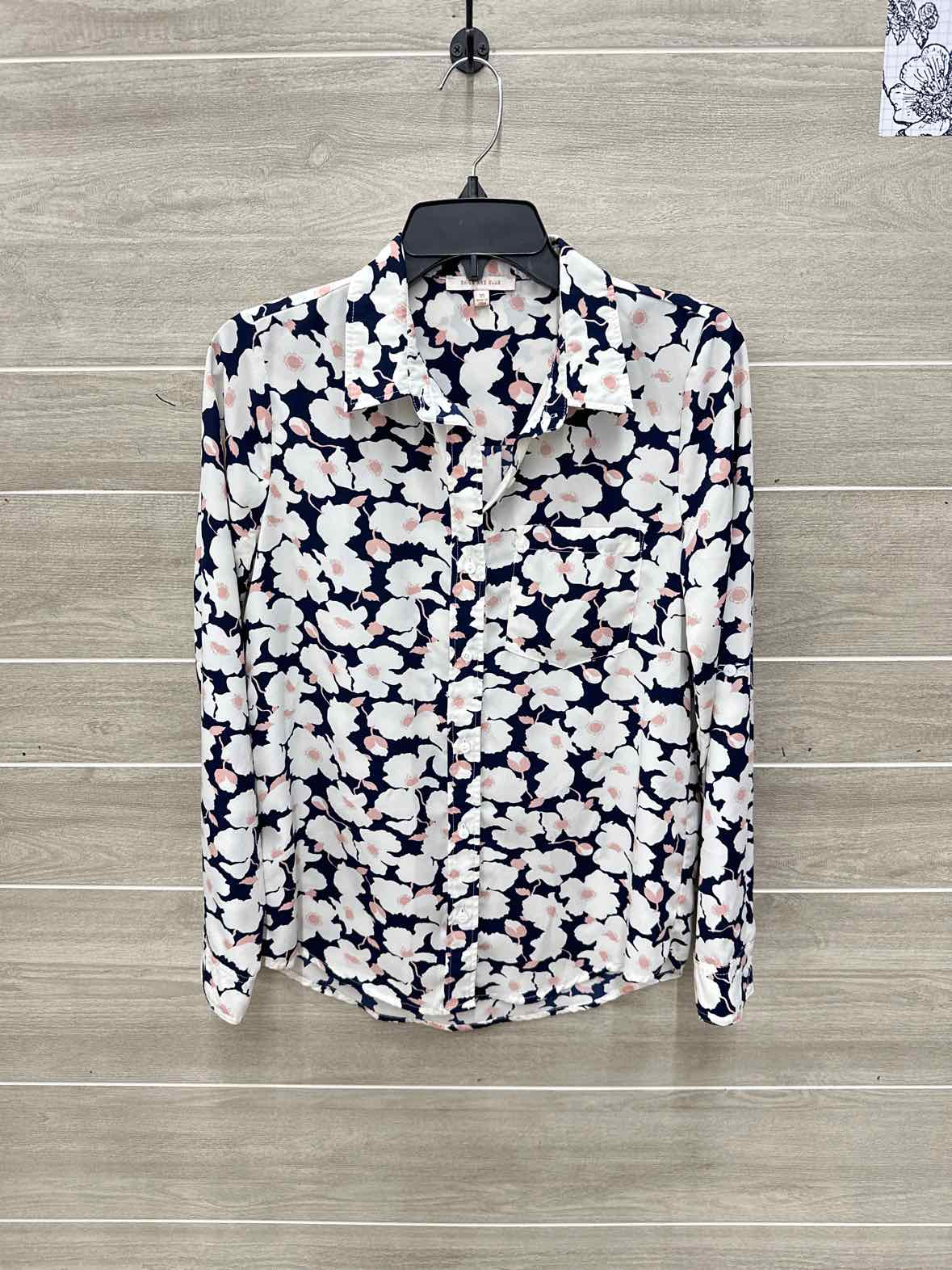 Skies are Blue Size S Blue Womens Shirt