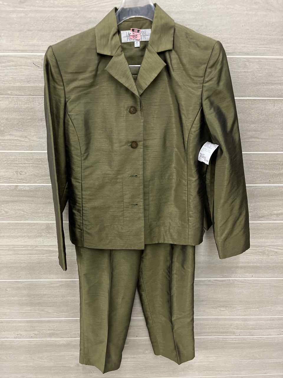 Larry Levine Size 6P Olive Petite Pant Set