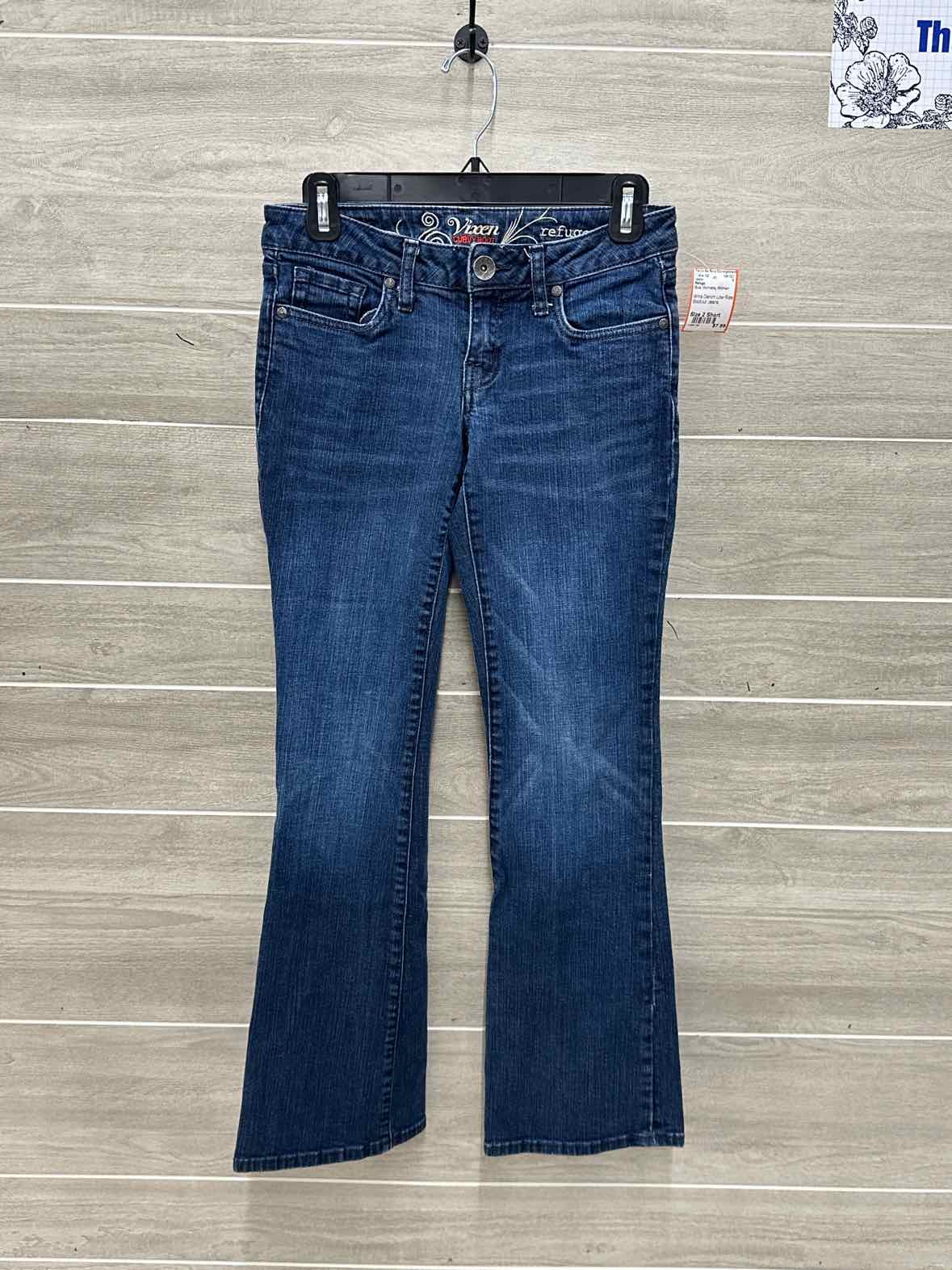 Refuge Blue Womens Women Size 2 Short Jeans