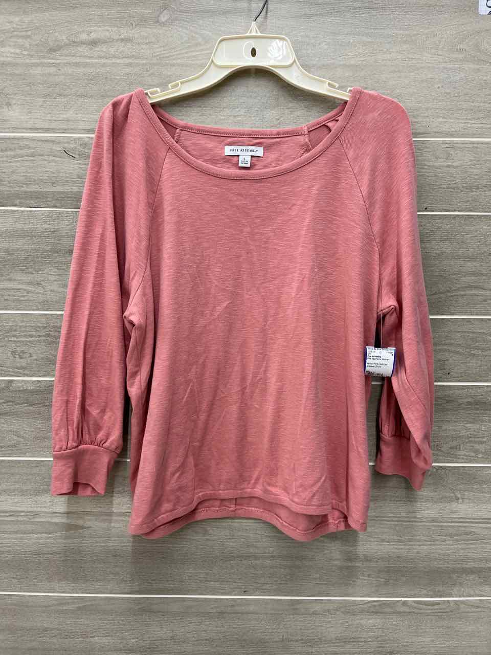 Free Assembly Size L Pink Womens Shirt