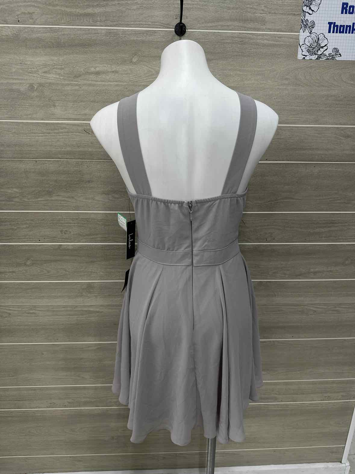 LULU'S Size 8 Gray Womens Dress