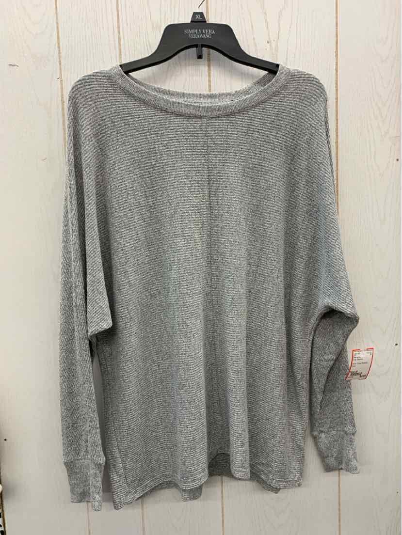 Time & Tru Gray Womens Size M Shirt