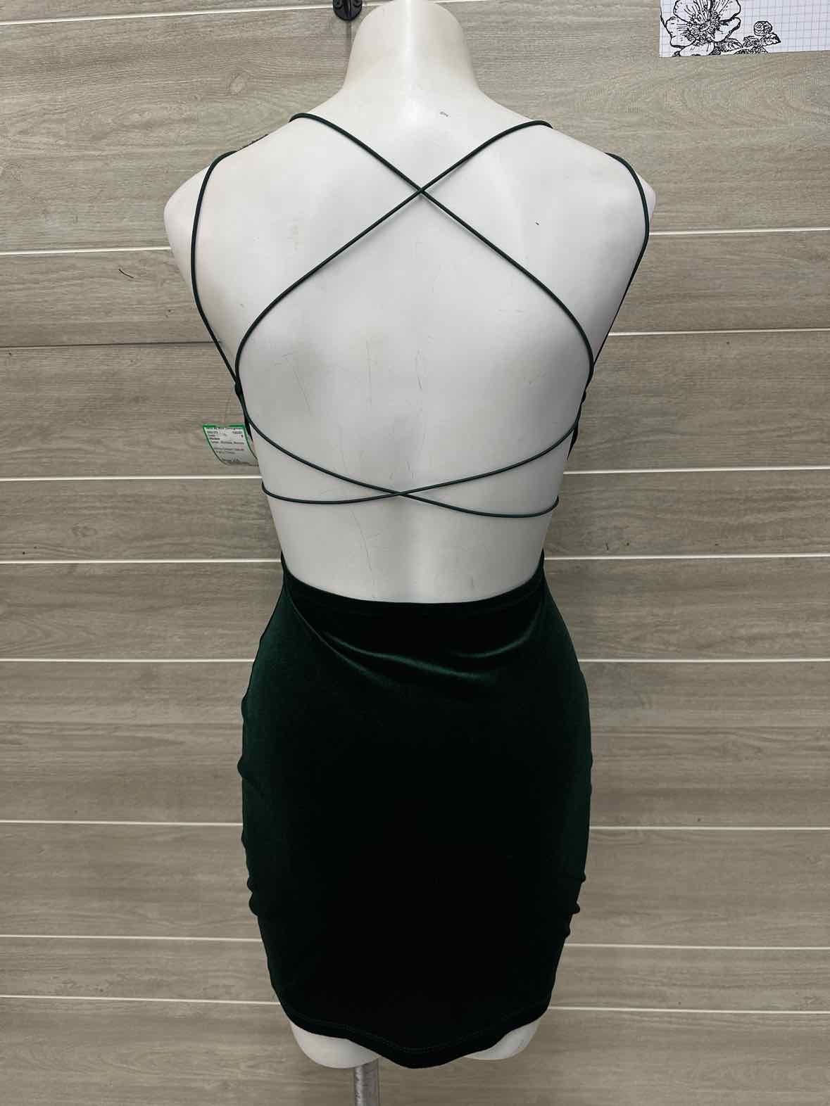 Windsor Size 2/4 Green Womens Dress
