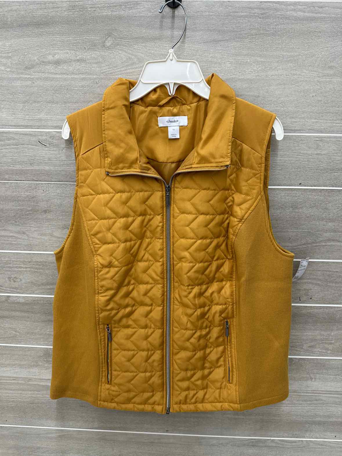 CJ Banks Size 1X Mustard Plus Vest