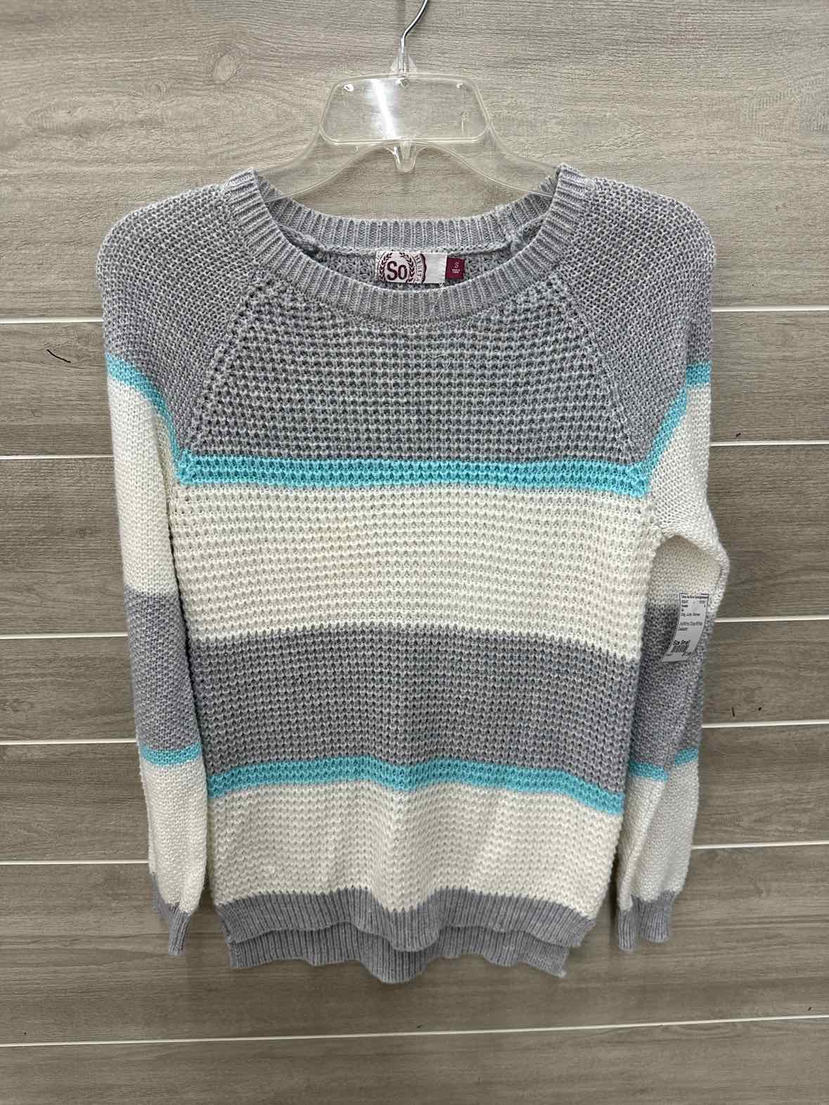 So Gray Junior Women Size Small Sweater