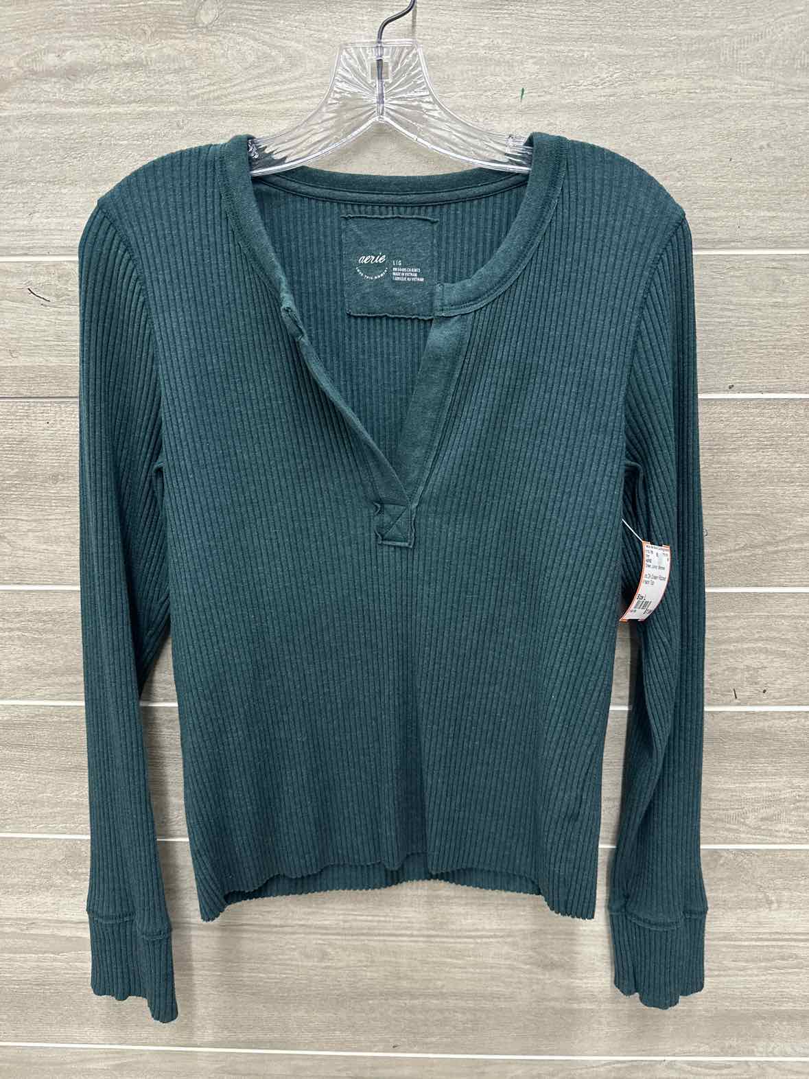 AERIE Size L Green Junior Shirt