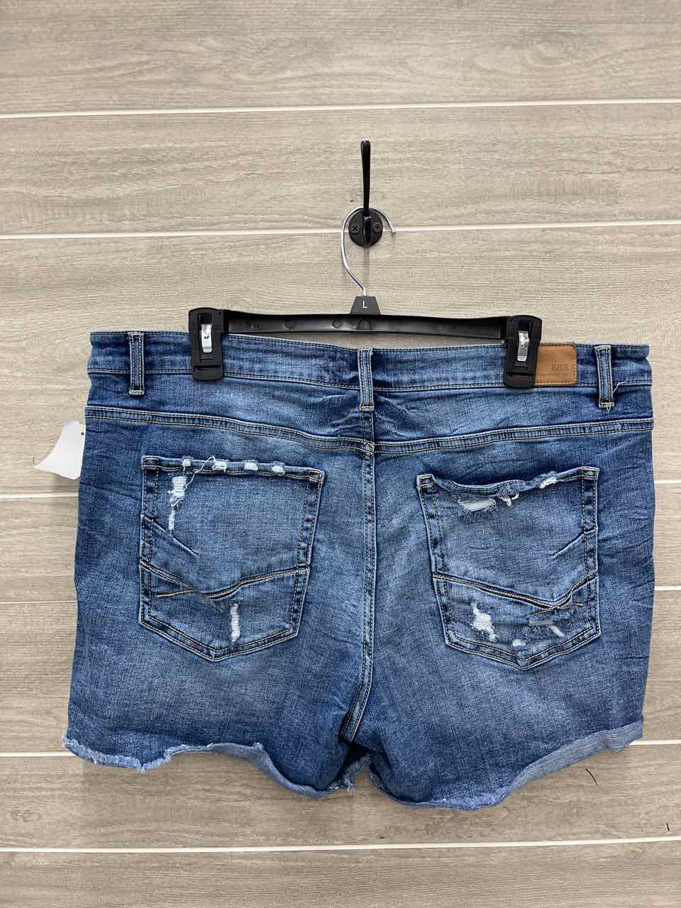 BKE Size 14/16 Blue Womens Shorts