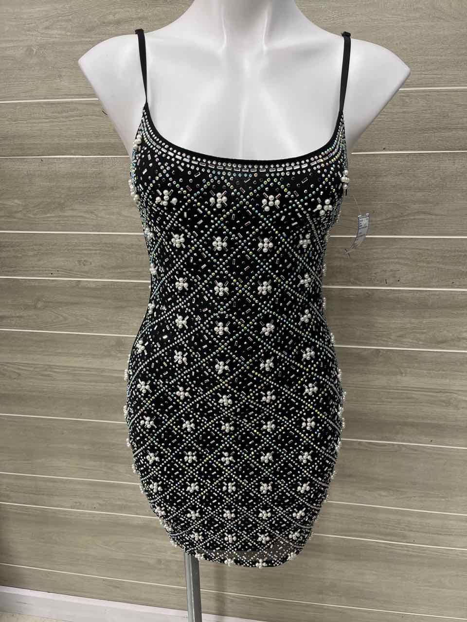 Windsor Size 4 Black Womens Dress