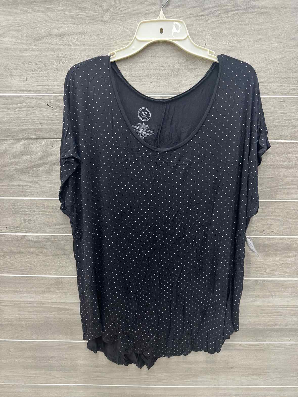 Maurices Size 2X Gray Plus Shirt
