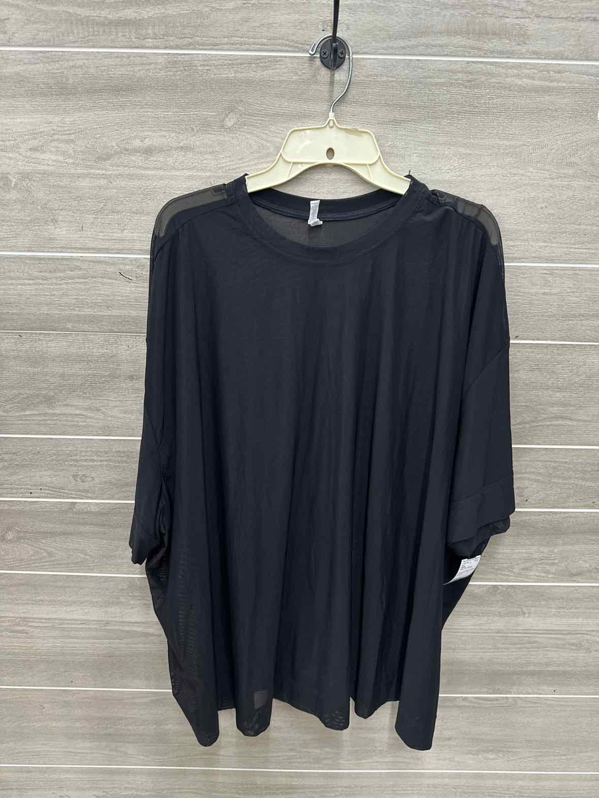 Athleta Size 3X Black Plus Shirt