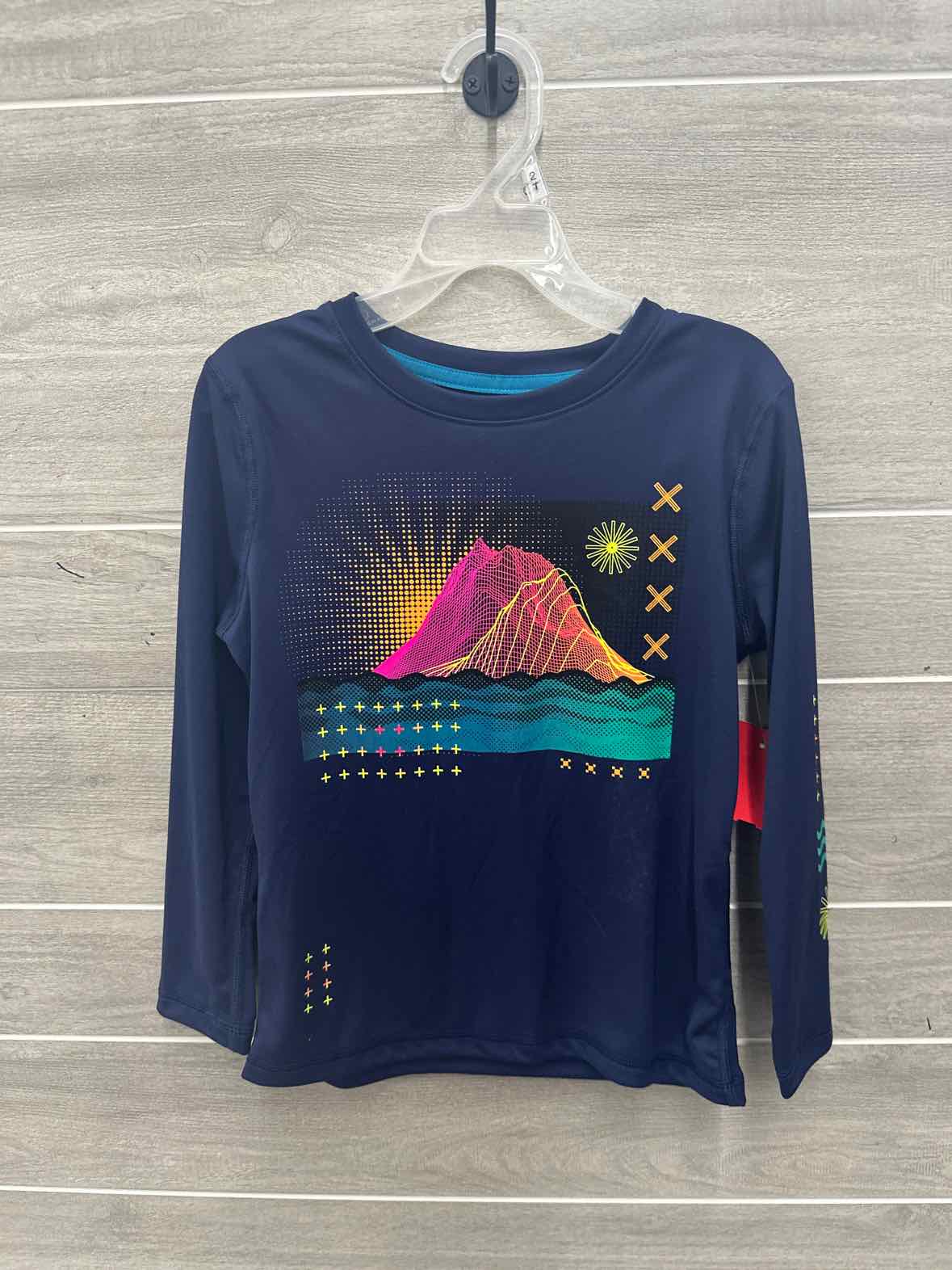 All In Motion Boys Size 4/5 Shirt
