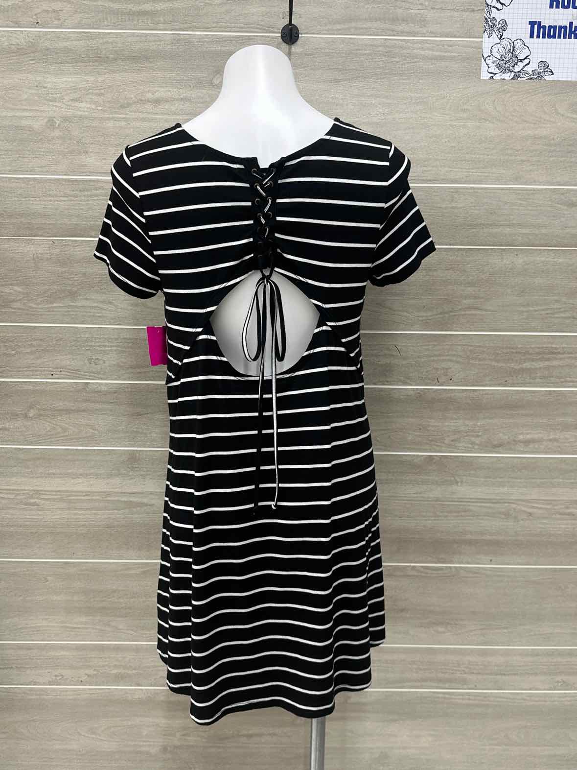 Love Fire Black Womens Size 10 Dress